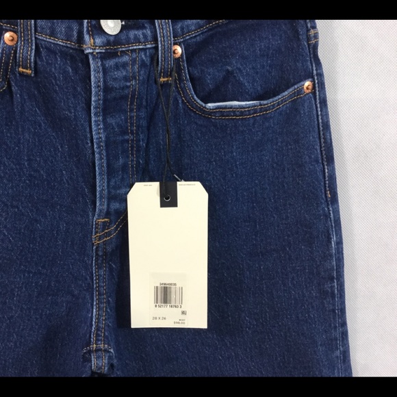 ❤️Levi’s Wedgie Straight Jeans 🎉LOWEST PRICE! - Picture 6 of 9